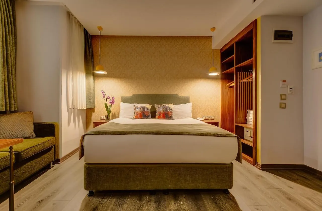 ***  איסטמבול Sometimes Hotel Taksim טורקיה